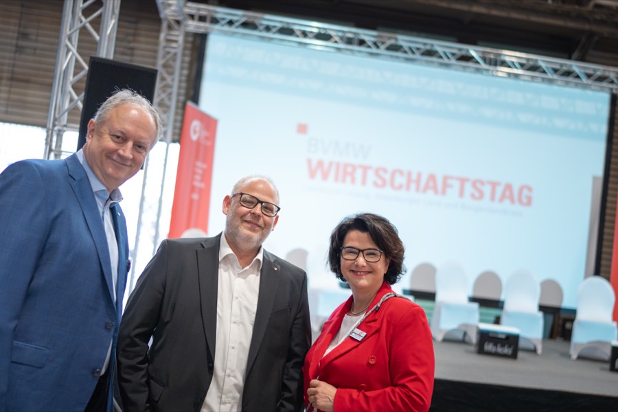 Gespräch auf der Bühne