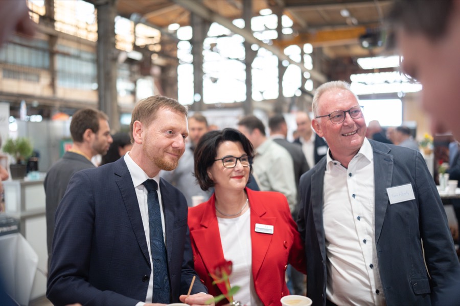 Gespräch beim Rundgang